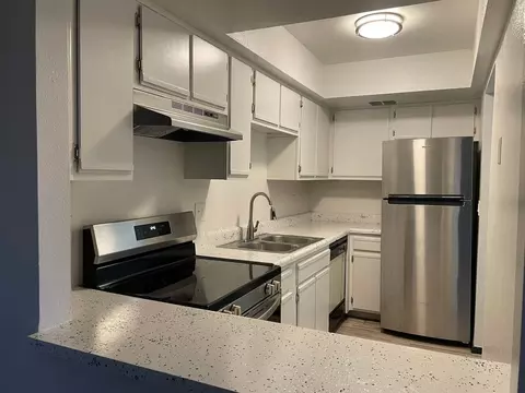 3225 S Wilmot Rd, Tucson, AZ 85730