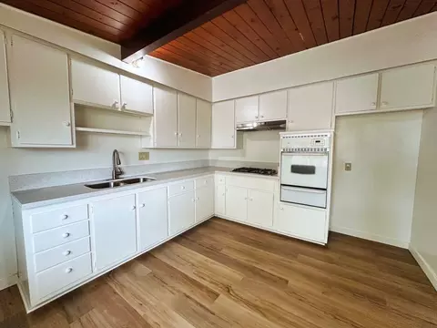 25030 Oak St, Lomita, CA 90717