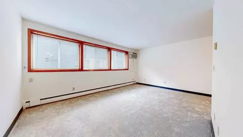 200 W 15th St, Minneapolis, MN 55403