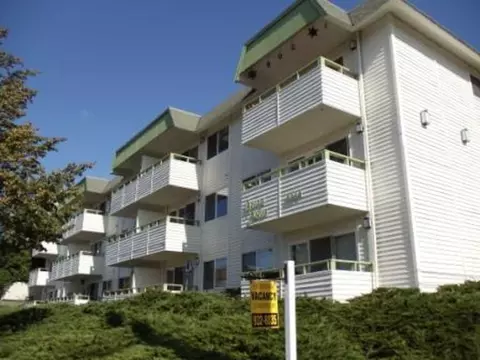 5656 California Ave SW, Seattle, WA 98136