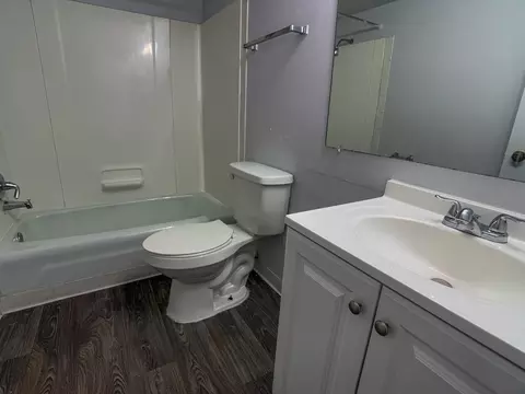 1001 W Cavanaugh Rd, Lansing, MI 48910 photo 28
