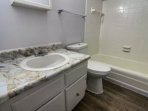 1001 W Cavanaugh Rd, Lansing, MI 48910 photo 11
