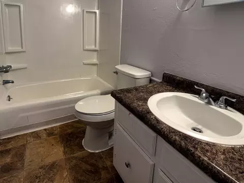 1001 W Cavanaugh Rd, Lansing, MI 48910 photo 6