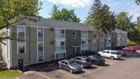 1001 W Cavanaugh Rd, Lansing, MI 48910 photo 8