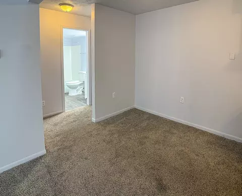 1001 W Cavanaugh Rd, Lansing, MI 48910 photo 12