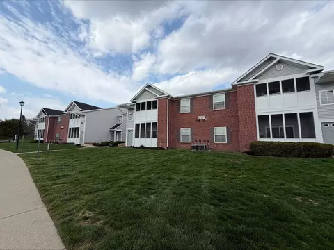 602 Bradley Dr, Fortville, IN 46040
