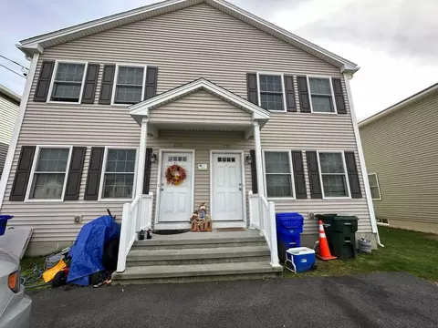 125 Laconia St, Springfield, MA 01129