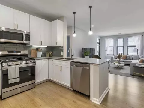 333 Great River Rd, Somerville, MA 02145 photo 3