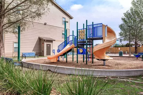 4004 Irvington Blvd, Houston, TX 77009 photo 9