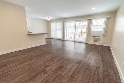 8375 Fountain Ave, West Hollywood, CA 90069