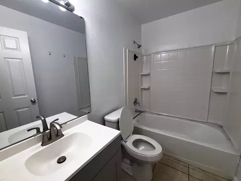 911 SW 59th Ter, Gainesville, FL 32607 photo 3
