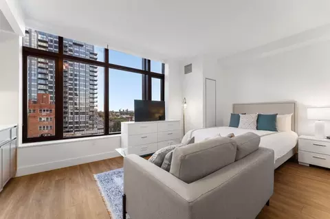 141 E 33rd St, New York, NY 10016