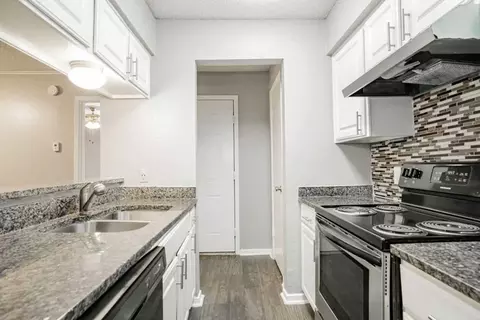 9911 Whitehurst Dr, Dallas, TX 75243 photo 9