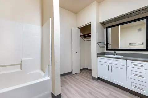 2752 NE Hogan Dr, Gresham, OR 97030 photo 70