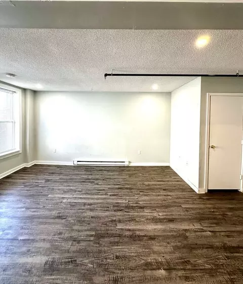 76 Franklin St, Worcester, MA 01608 photo 3