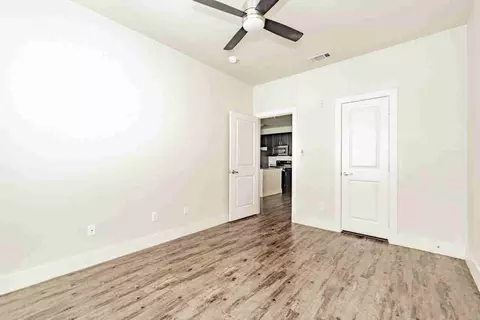 3221 Elihu St, Dallas, TX 75210
