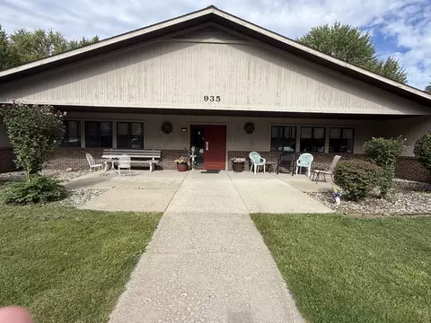 935 E Arcada St, Ithaca, MI 48847 photo 3