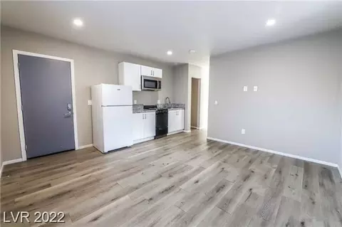 2201 Fairfield Ave, Las Vegas, NV 89102