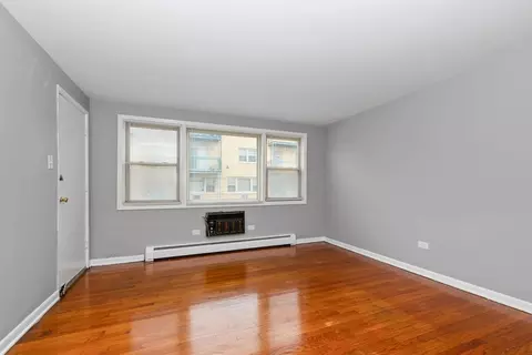 3737 W 63rd St, Chicago, IL 60629