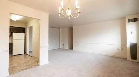 460 Washington Rd, Mt Lebanon, PA 15228