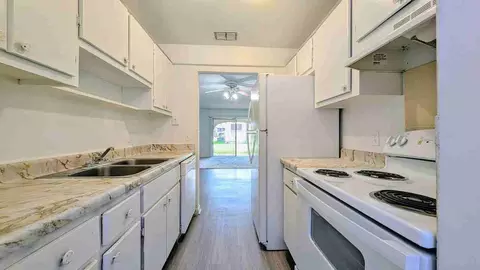 5900 Casa Del Rey Cir, Orlando, FL 32809 photo 8