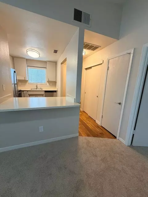 7764 Poplar Ave, Citrus Heights, CA 95621