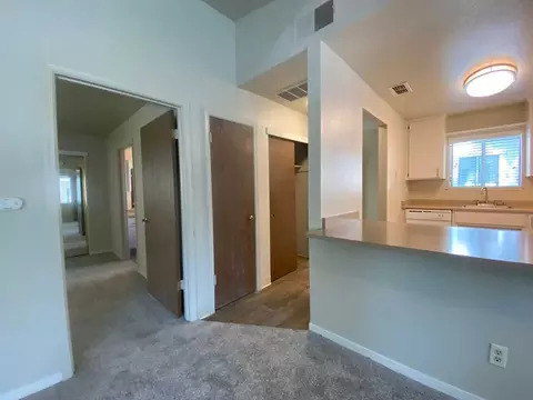 7764 Poplar Ave, Citrus Heights, CA 95621