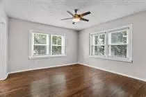 4104 Warwick Blvd, Kansas City, MO 64111