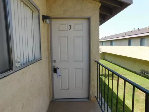 7925 Stark Dr, Huntington Beach, CA 92647