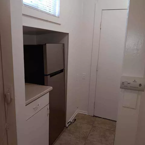 129 Orange Ave, Modesto, CA 95350