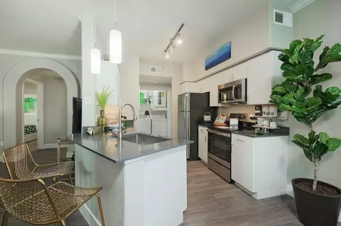 8092 W Paradise Ln, Peoria, AZ 85382