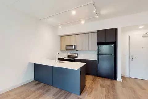 1108 E Armour Blvd, Kansas City, MO 64109