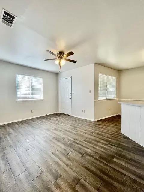 1636 Post Rd, San Marcos, TX 78666