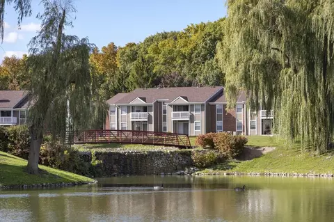 4685 Hunt Club Dr, Ypsilanti, MI 48197 photo 12