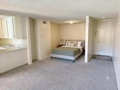 1451 3rd St, Sacramento, CA 95814