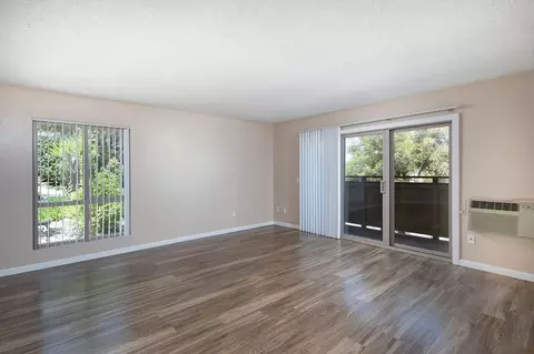 9071 Dallas St, La Mesa, CA 91942