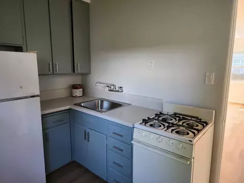 416 W Stocker St, Glendale, CA 91202 photo 7