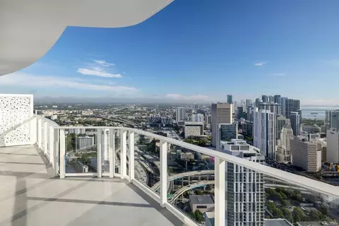 275 SW 6th St, Miami, FL 33130 photo 31