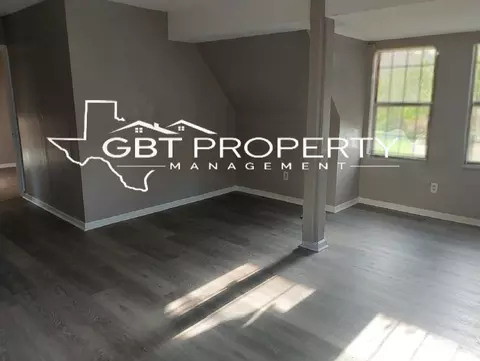 516 W Avenue B, Robstown, TX 78380