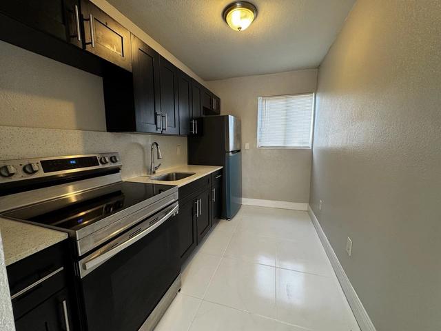 1940 Washington Ave, Opa Locka, FL 33054