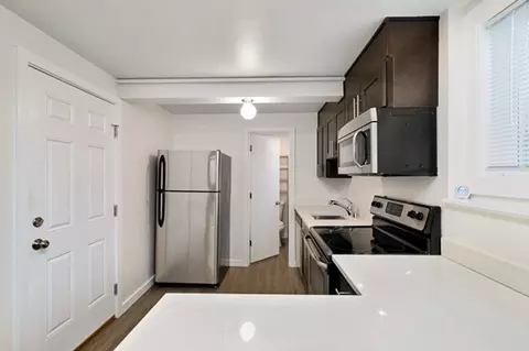 1633 10th Ave W, Seattle, WA 98119 photo 3