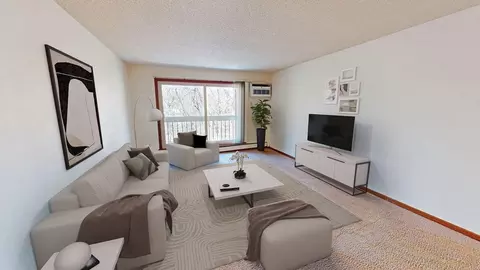 3255 Coachman Rd, Eagan, MN 55121 photo 4
