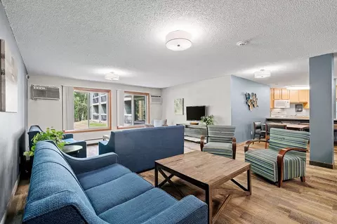 3255 Coachman Rd, Eagan, MN 55121 photo 8
