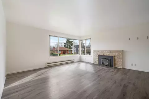 4235 27th Ave W, Seattle, WA 98199