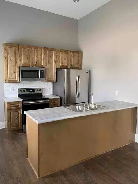 6152 Scottsville Rd, Bowling Green, KY 42104