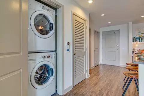 1515 Demonbreun St, Nashville, TN 37203 photo 3