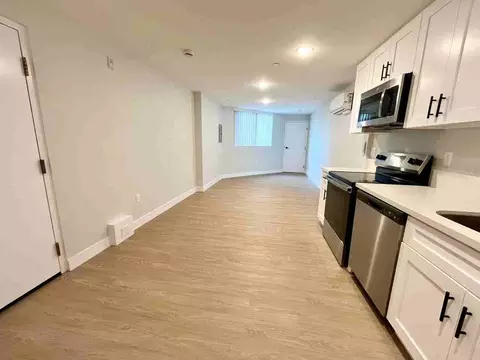 747 Gayley Ave, Los Angeles, CA 90024
