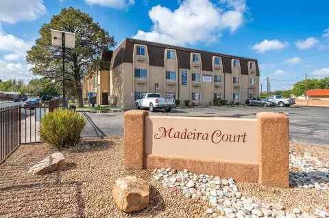 1001 Madeira Dr SE, Albuquerque, NM 87108