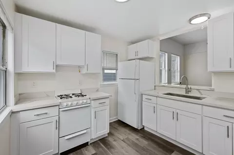 1832 14th Ave, Seattle, WA 98122