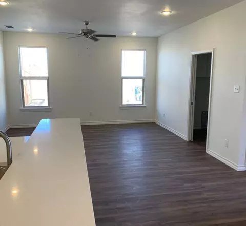 5525 Kemper St, Lubbock, TX 79416